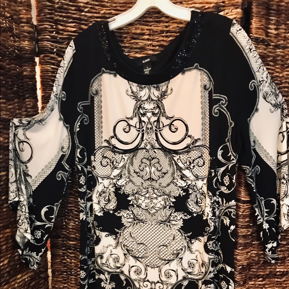 Flare Sleeve Long Top